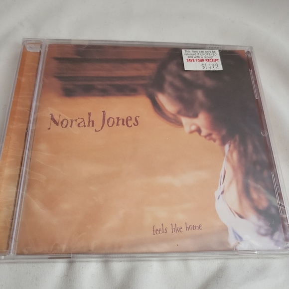 NWT Sealed Norah Jones Feels Like Home Audio CD - Picture 1 of 3